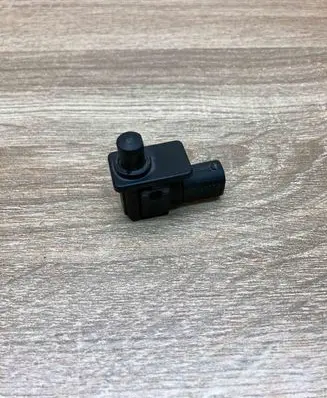 BMW 6 E63 E64 Bonnet alarm switch sensor 9119052