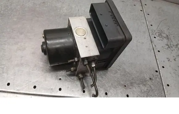 BMW 3 E46 ABS Pump 6759073