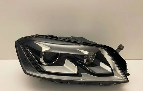 Volkswagen PASSAT B7 Headlight/headlamp 3AB941752 90005333
