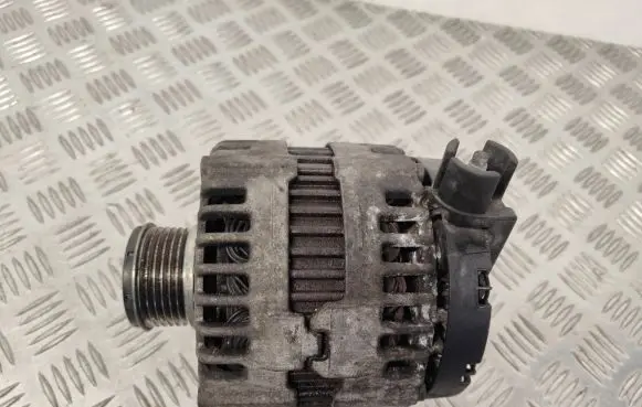 Land Rover Freelander 2 - LR2 Generator/alternator 6G9N10300YC