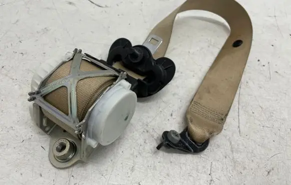 BMW 4 F36 Gran coupe Front seatbelt 34078319D