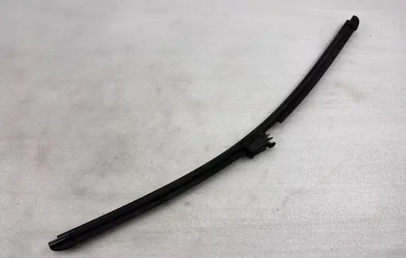 Mercedes-Benz S W222 Windshield/front glass wiper blade A2228200745