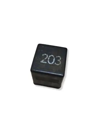 Volkswagen PASSAT B5.5 Other relay 899585
