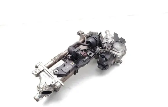 Opel Insignia A EGR valve 55570005 55574896