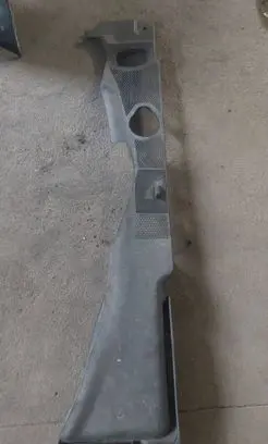 Audi A4 S4 B8 8K Wiper trim 8K1819447