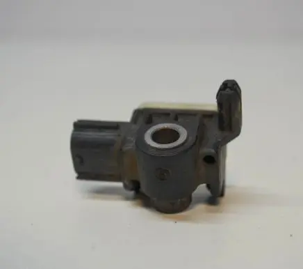 Nissan Juke I F15 Airbag deployment crash/impact sensor 985813JA0A