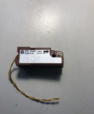 Skoda Octavia Mk1 (1U) Airbag deployment crash/impact sensor 1J0909606B