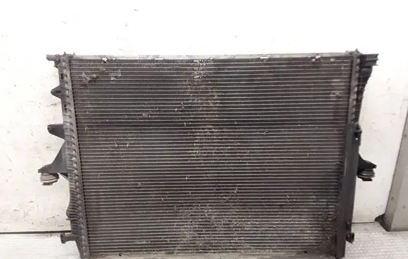 Volkswagen Touareg I Coolant radiator 