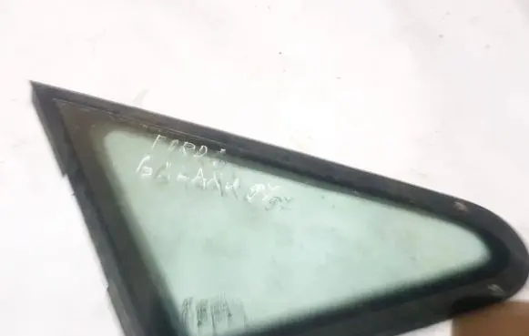 Ford Galaxy Front triangle window/glass 