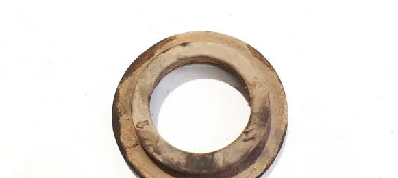 Nissan Murano Z50 Front coil spring rubber mount 