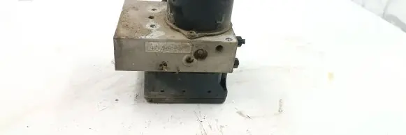 Skoda Octavia Mk1 (1U) ABS Pump 1j0907379 06740814