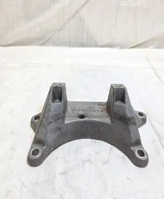 Mercedes-Benz E W212 Gearbox mounting bracket A2112420340