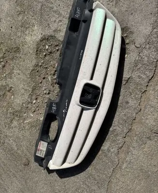 Honda Civic Front bumper upper radiator grill 71122S5A0030
