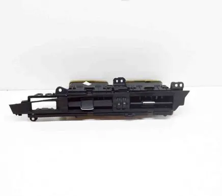 Toyota Auris E180 Dashboard air vent grill cover trim 5567002320 5567002410