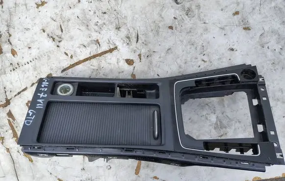 Volkswagen Golf VII Center console 5G1864263AM