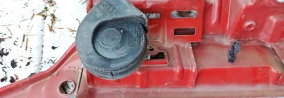 Fiat Punto (188) Horn signal