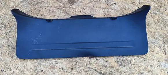 Nissan Qashqai J12 Tailgate/boot lid cover trim 909016UA0A