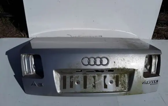 Audi A8 S8 D3 4E Tailgate/trunk/boot lid
