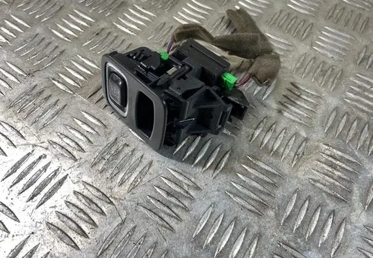 Volvo V70 Ignition lock AH4N15607AE AH4N15607 28227917