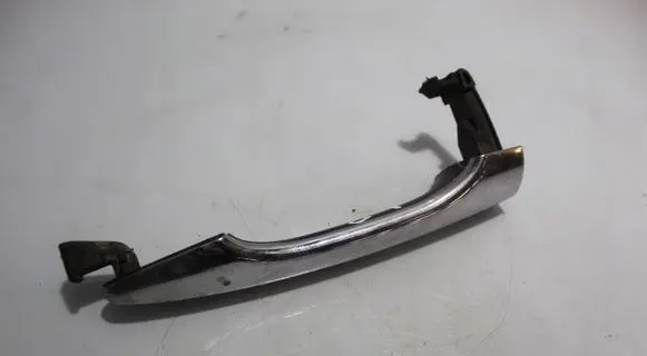 Hyundai ix35 Front door exterior handle/bracket 