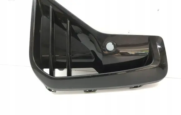 BMW X3 G01 Front bumper lower grill 8081201