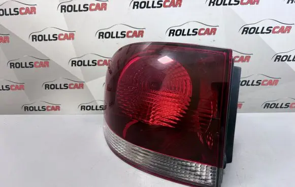 Volkswagen Touareg I Rear/tail lights 7L6945096L