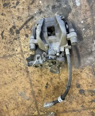 Volvo XC60 Rear brake caliper 32287433 32217363