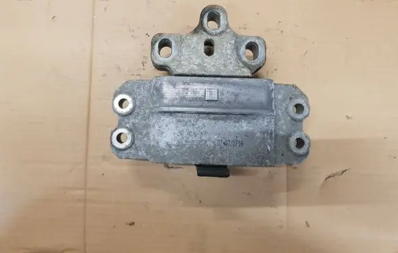Audi A3 S3 A3 Sportback 8P Gearbox mount 1K0199555R