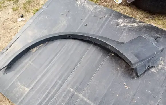 BMW X3 E83 Front arch trim 3405817