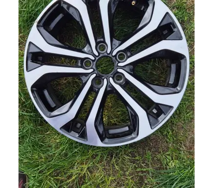 Ford Puma R17 alloy rim 