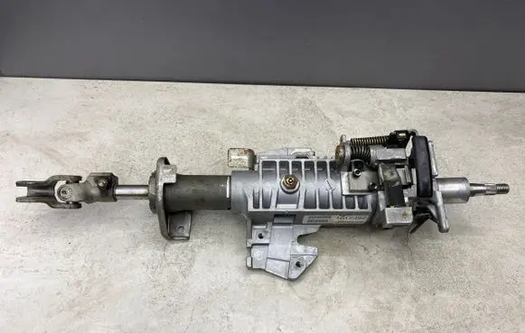Nissan Pathfinder R51 Steering wheel axle 1012382 050124