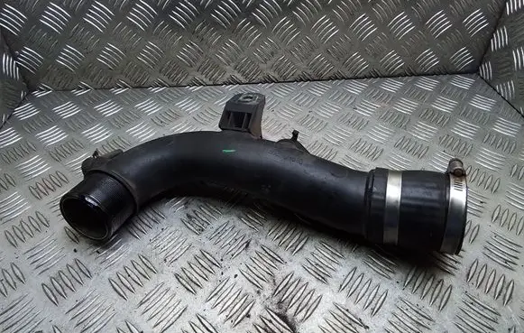 Intercooler hose/pipe