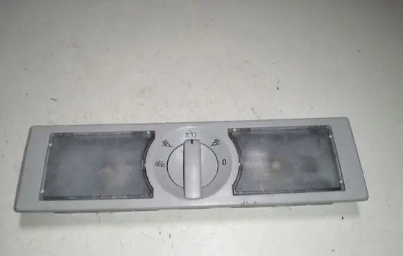 Volkswagen Touran II Rear seat light 6Q0947291B