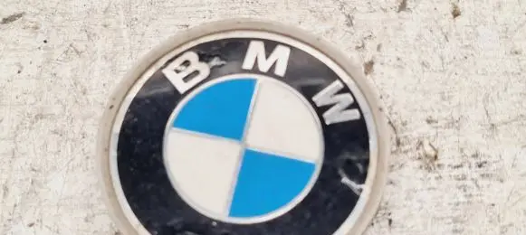 BMW 5 E39 Original wheel cap 6768640