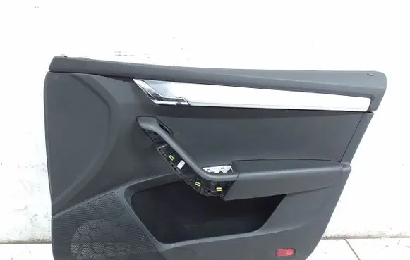 Skoda Octavia Mk3 (5E) Front door card panel trim 5E2867014L