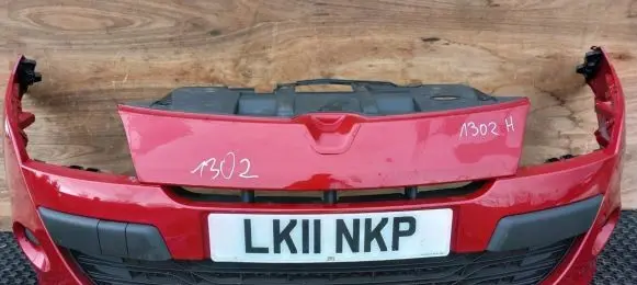 Renault Megane III Front bumper