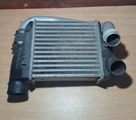 Audi A6 S6 C5 4B Intercooler radiator 4F0145805E
