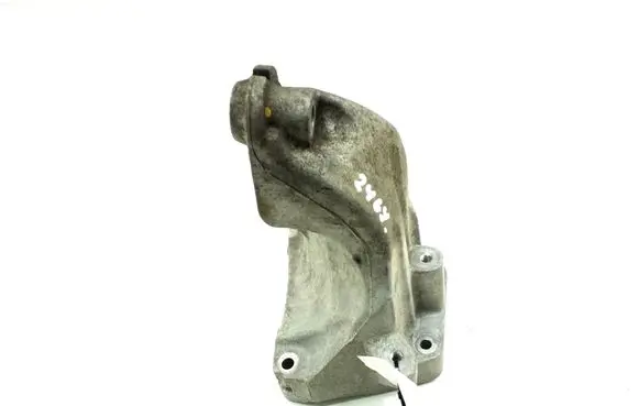 Mercedes-Benz Vito Viano W447 Engine mounting bracket A6512235704