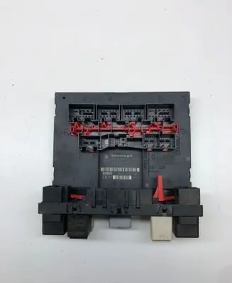 Volkswagen PASSAT B6 Comfort/convenience module 3C0937049E F005V00526