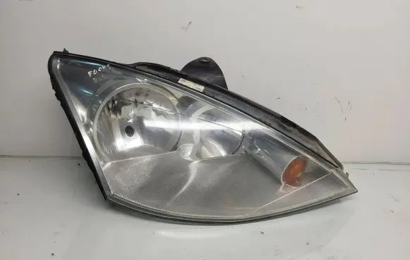 Ford Focus Headlight/headlamp 2M5113W029BD