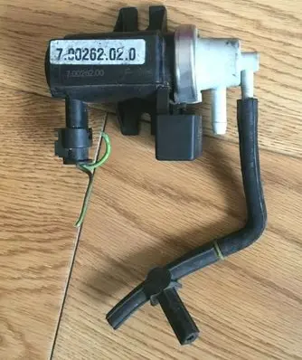Mercedes-Benz Vito Viano W639 Turbo solenoid valve 700262020