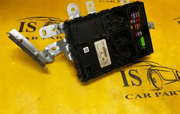 Ford Fiesta Fuse box set HU5T15604BCL