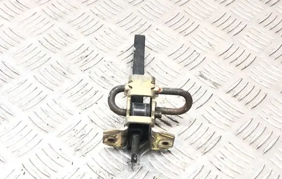 BMW 5 E39 Front door check strap stopper 