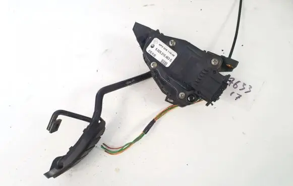 Renault Espace III Accelerator throttle pedal 6025315453g 6pv008119-08