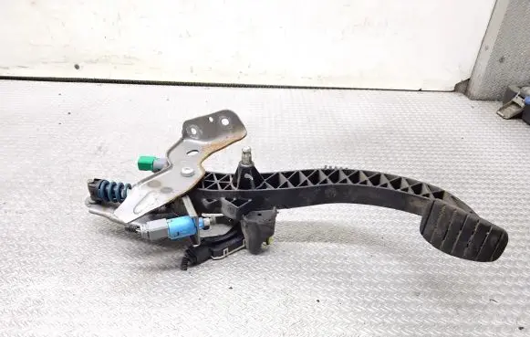 Clutch pedal