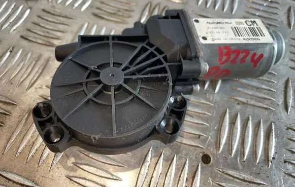 Hyundai Santa Fe Front door window regulator motor 400906