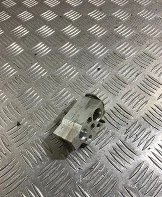 Air conditioning (A/C) expansion valve