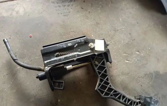Audi A3 S3 8L Clutch pedal 1j1721059q