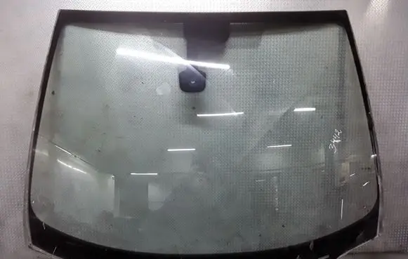 Peugeot 407 Front windscreen/windshield window 