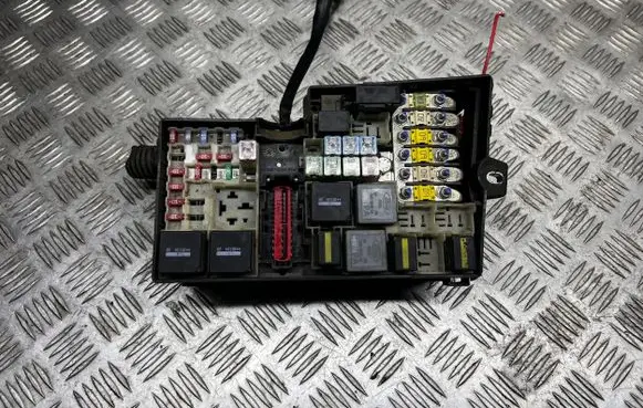 Ford Focus C-MAX Fuse box set BP4K66767 8688039 3M5T14A142AB